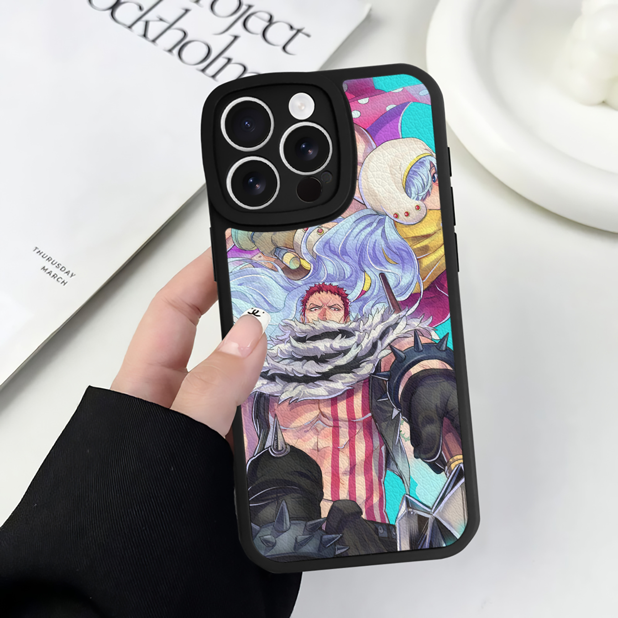 （画像用） ワンピース ONE PIECE 【iPhone 16シリーズ対応】シリコンスマホケース（レザー調） 材質：シリコン